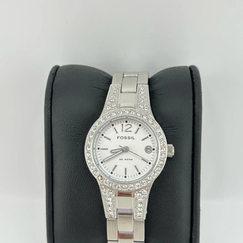Fossil Silver Tone Encrusted Women’s Watch AM4192 Date 10 ATM Works #201